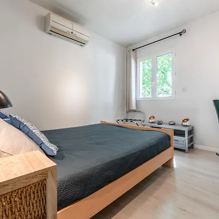 Hébergement de vacances La Petite Maison Dans La Vigne Gaujac (Gard)
